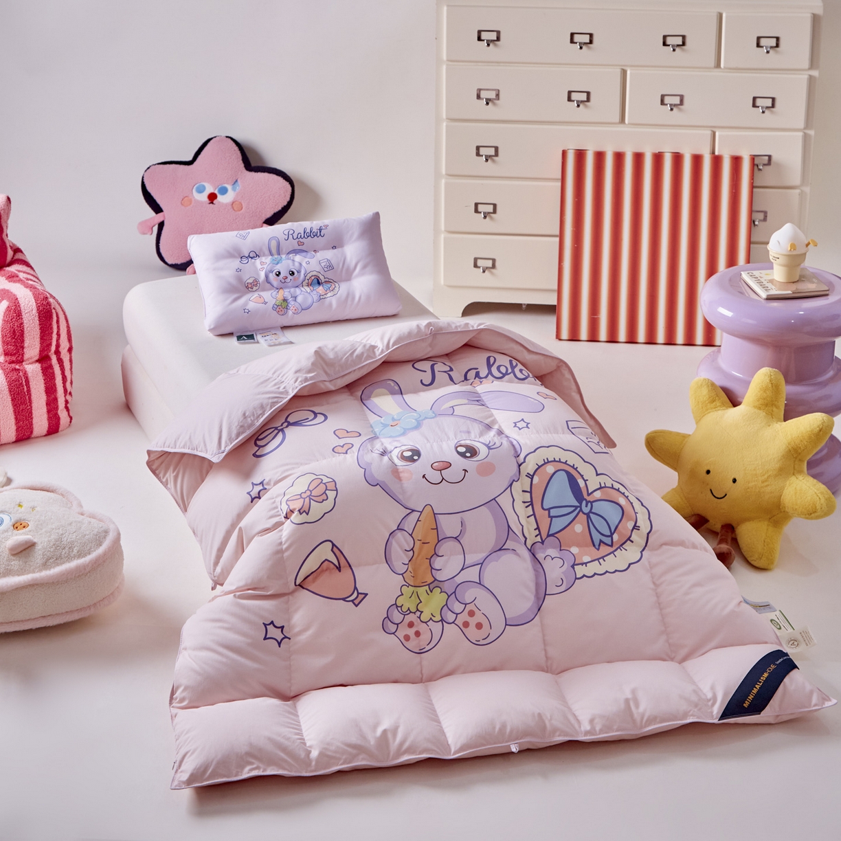 91家纺网 家纺一手货源 找家纺 暖羽屋羽绒馆 2025新款抗菌防螨绒子含量95白鸭绒被芯1.5米儿童羽绒被子婴幼儿学生鸭绒被春秋被 鸿运兔