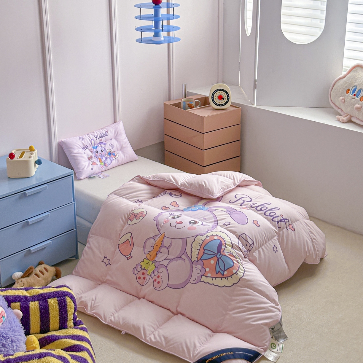 91家纺网 家纺一手货源 找家纺 暖羽屋羽绒馆 2025新款抗菌防螨绒子含量95白鸭绒被芯1.5米儿童羽绒被子婴幼儿学生鸭绒被春秋被 鸿运兔