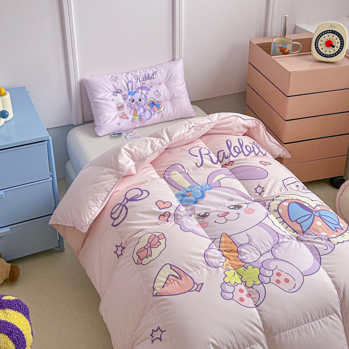 91家纺网 家纺一手货源 找家纺 暖羽屋羽绒馆 2025新款抗菌防螨绒子含量95白鸭绒被芯1.5米儿童羽绒被子婴幼儿学生鸭绒被春秋被 鸿运兔