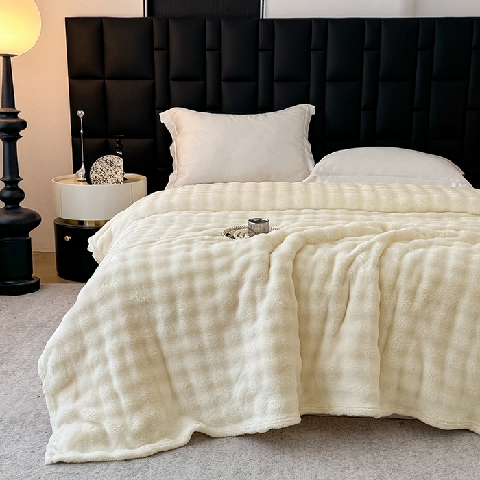 91家纺网 家纺一手货源 找家纺 安琪家纺 2025新款300G炫彩水墨画仿兔毛绒大泡泡绒印花法兰绒毛毯大理石纹休闲毯沙发盖毯跨境外贸出口专供 泡泡纯色-米白