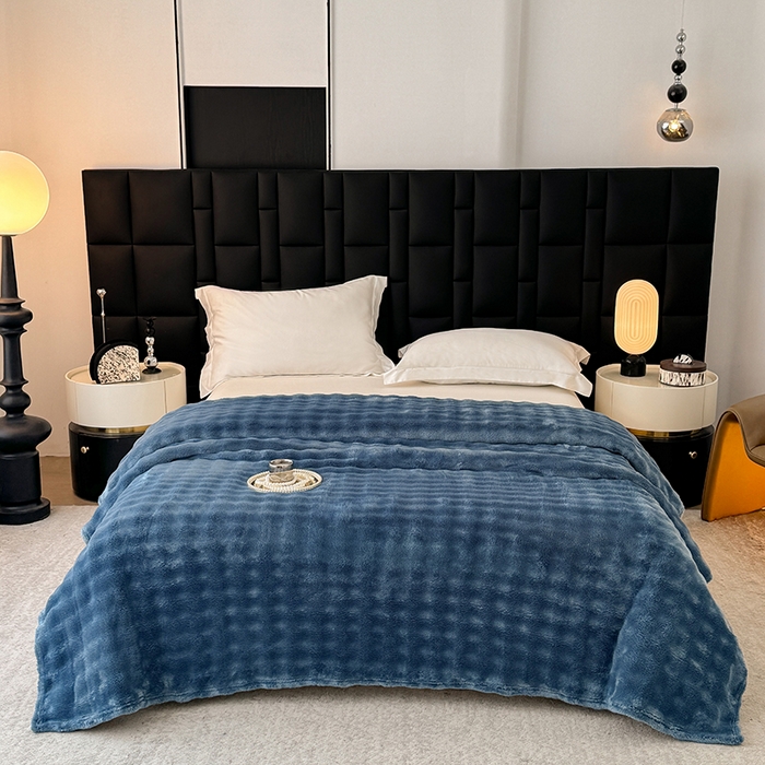 91家纺网 家纺一手货源 找家纺 安琪家纺 2025新款300G炫彩水墨画仿兔毛绒大泡泡绒印花法兰绒毛毯大理石纹休闲毯沙发盖毯跨境外贸出口专供 泡泡纯色-深蓝