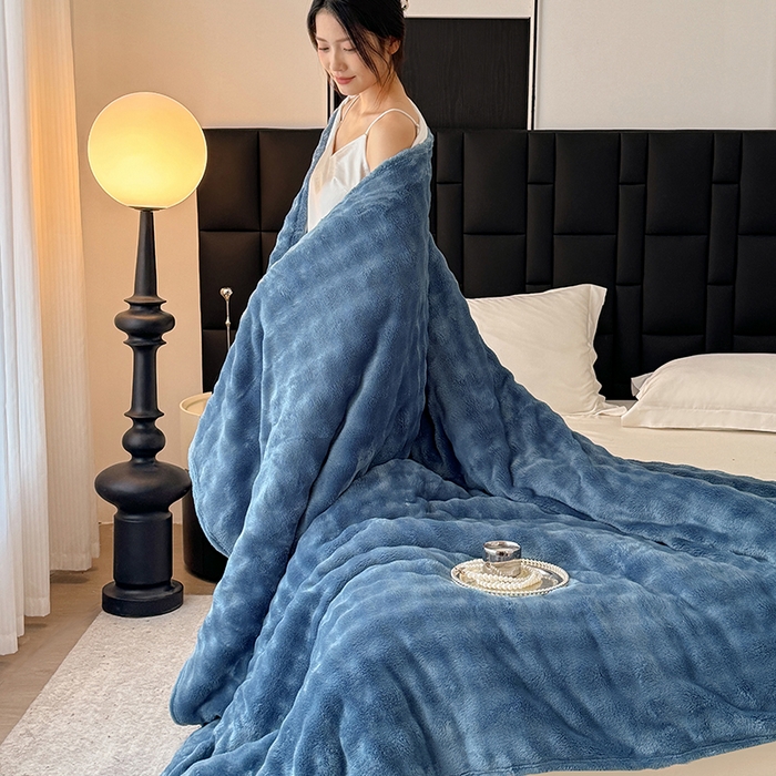 91家纺网 家纺一手货源 找家纺 安琪家纺 2025新款300G炫彩水墨画仿兔毛绒大泡泡绒印花法兰绒毛毯大理石纹休闲毯沙发盖毯跨境外贸出口专供 泡泡纯色-深蓝