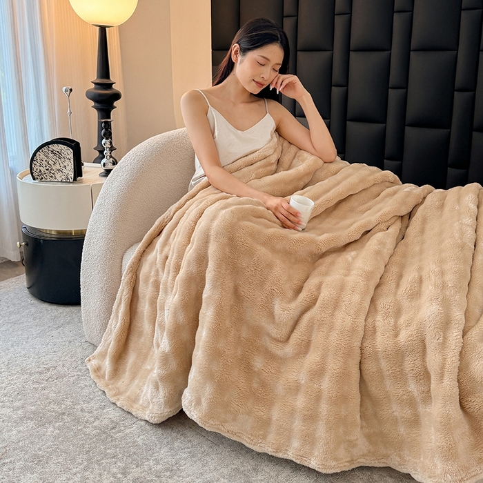 91家纺网 家纺一手货源 找家纺 安琪家纺 2025新款300G炫彩水墨画仿兔毛绒大泡泡绒印花法兰绒毛毯大理石纹休闲毯沙发盖毯跨境外贸出口专供 泡泡纯色-驼色