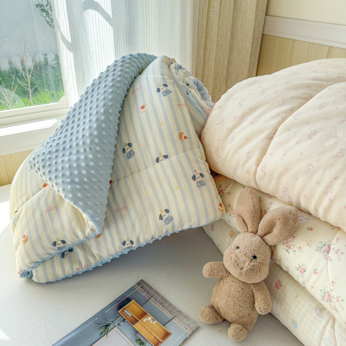 91家纺网 家纺一手货源 找家纺 （总）卡芙芯类馆 2025新款双层纱宝宝绒豆豆被被子被芯