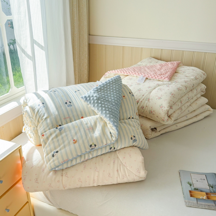 91家纺网 家纺一手货源 找家纺 卡芙芯类馆 2025新款双层纱宝宝绒豆豆被被子被芯 组合图仅做展示不可下单