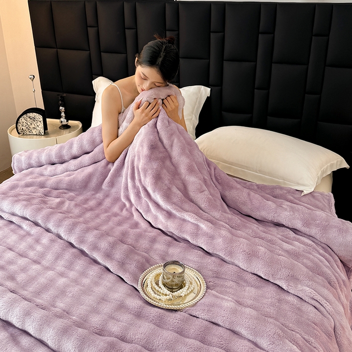 91家纺网 家纺一手货源 找家纺 安琪家纺 2025新款300G炫彩水墨画仿兔毛绒大泡泡绒印花法兰绒毛毯大理石纹休闲毯沙发盖毯跨境外贸出口专供 泡泡纯色-紫色