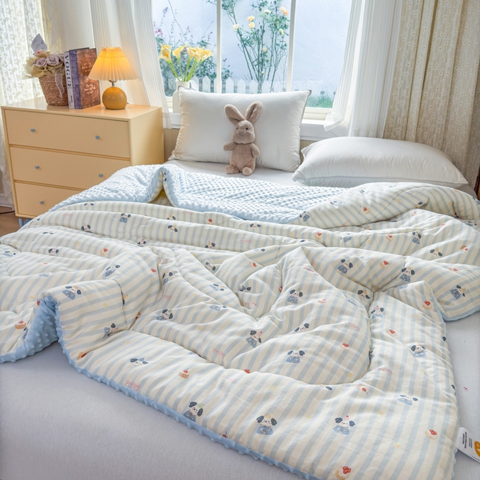 91家纺网 家纺一手货源 找家纺 卡芙芯类馆 2025新款双层纱宝宝绒豆豆被被子被芯 蛋糕小狗