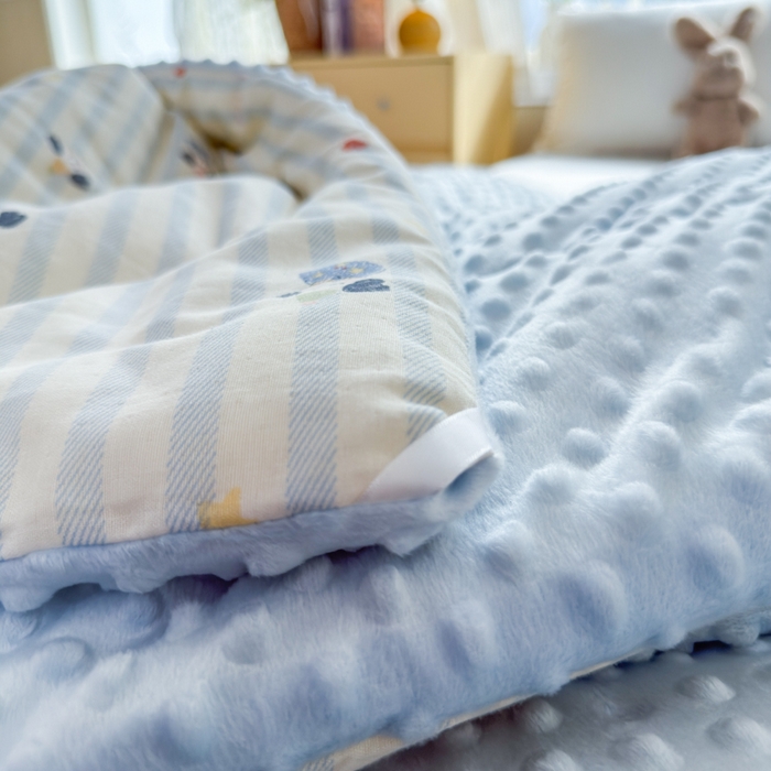 91家纺网 家纺一手货源 找家纺 卡芙芯类馆 2025新款双层纱宝宝绒豆豆被被子被芯 蛋糕小狗