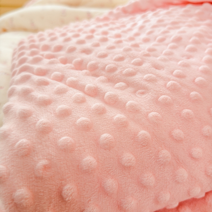 91家纺网 家纺一手货源 找家纺 卡芙芯类馆 2025新款双层纱宝宝绒豆豆被被子被芯 萌萌兔