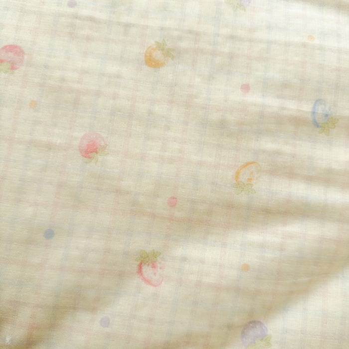 91家纺网 家纺一手货源 找家纺 卡芙芯类馆 2025新款双层纱宝宝绒豆豆被被子被芯 小草莓