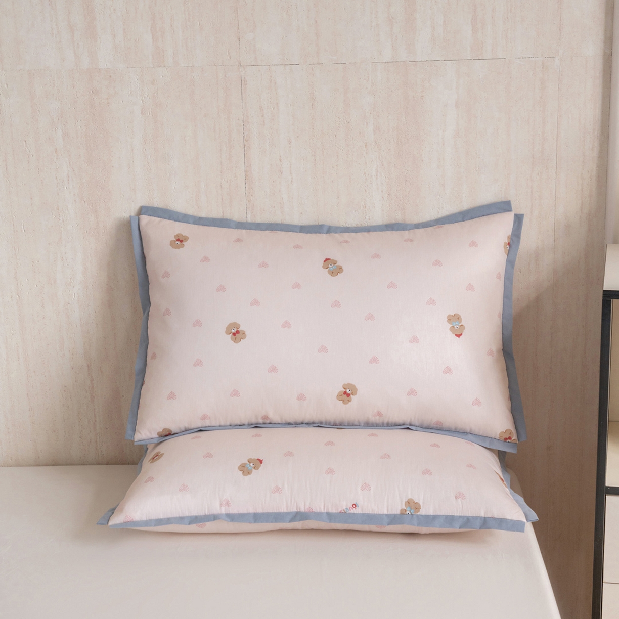 91家纺网 家纺一手货源 找家纺 芯奇想 2025新款全棉夹棉全包枕套 全棉夹棉全包枕套-粉色