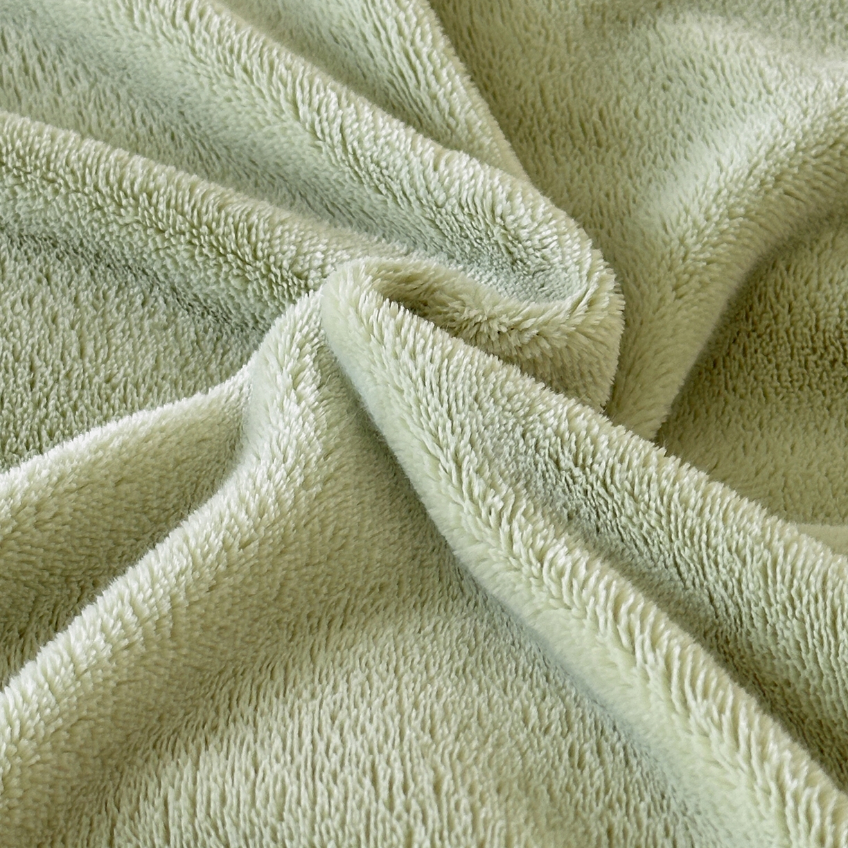 91家纺网 家纺一手货源 找家纺 JUICY 橘滋家纺 2025新款高奢软糯质感极简慕斯牛奶绒四件套-布拉格冬日 布拉格冬日-瓷秘绿米