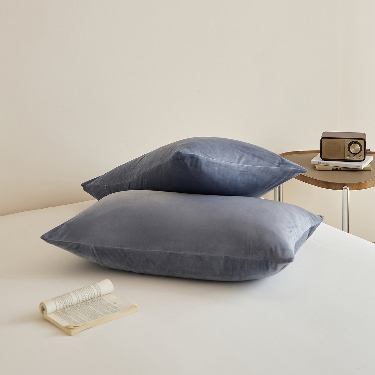 91家纺网 家纺一手货源 找家纺 EH家居 2025新款七度灰宝宝绒枕套系列 蓝灰色