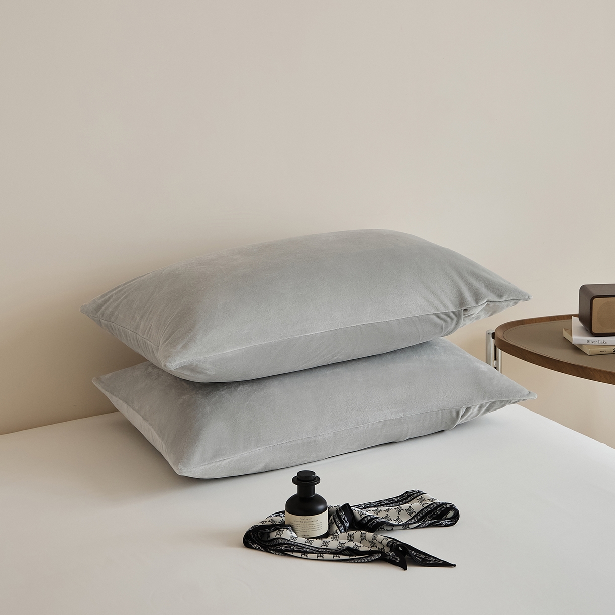 91家纺网 家纺一手货源 找家纺 EH家居 2025新款七度灰宝宝绒枕套系列 七度灰