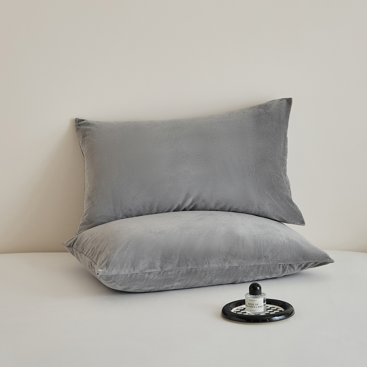 91家纺网 家纺一手货源 找家纺 EH家居 2025新款七度灰宝宝绒枕套系列 苏丹灰