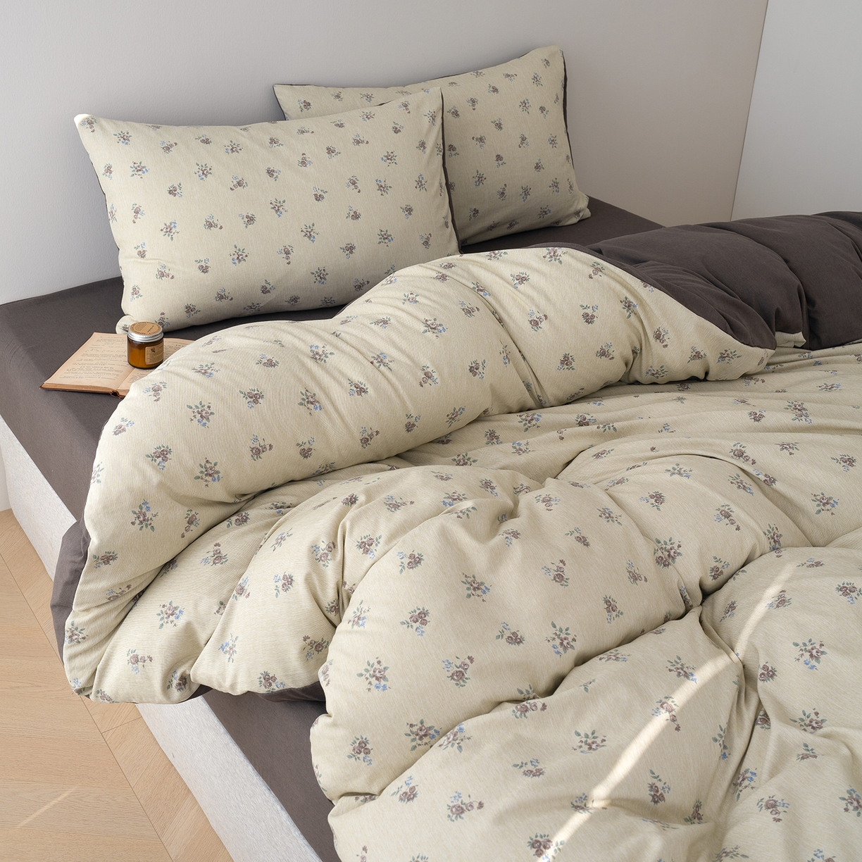 91家纺网 家纺一手货源 找家纺 竹合家纺 2025秋冬新款加厚磨毛色织暖绒系列针织四件套高克重 春见