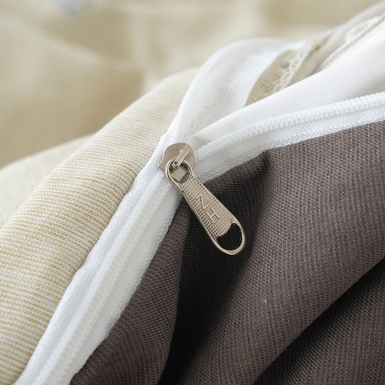 91家纺网 家纺一手货源 找家纺 竹合家纺 2025秋冬新款加厚磨毛色织暖绒系列针织四件套高克重 春见