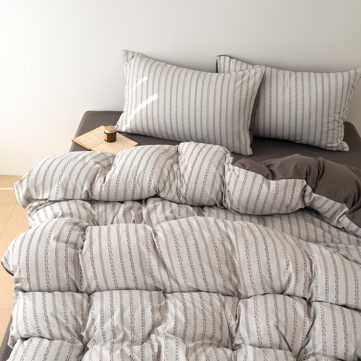 91家纺网 家纺一手货源 找家纺 竹合家纺 2025秋冬新款加厚磨毛色织暖绒系列针织四件套高克重 绅士灰