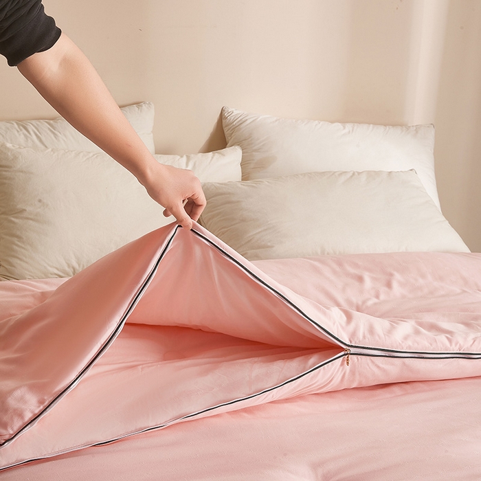 91家纺网 家纺一手货源 找家纺 一诺家居 2025新款子母被提花大豆被拉链二合一子母被双胎四季纤维被芯 棉意子母被 柔感粉