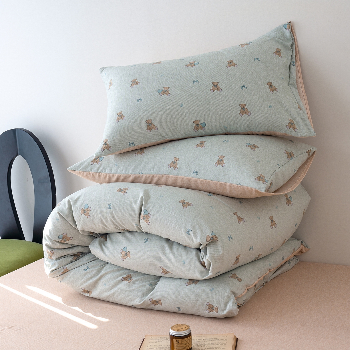 91家纺网 家纺一手货源 找家纺 竹合家纺 2025秋冬新款加厚磨毛色织暖绒系列针织四件套高克重 小熊维尼