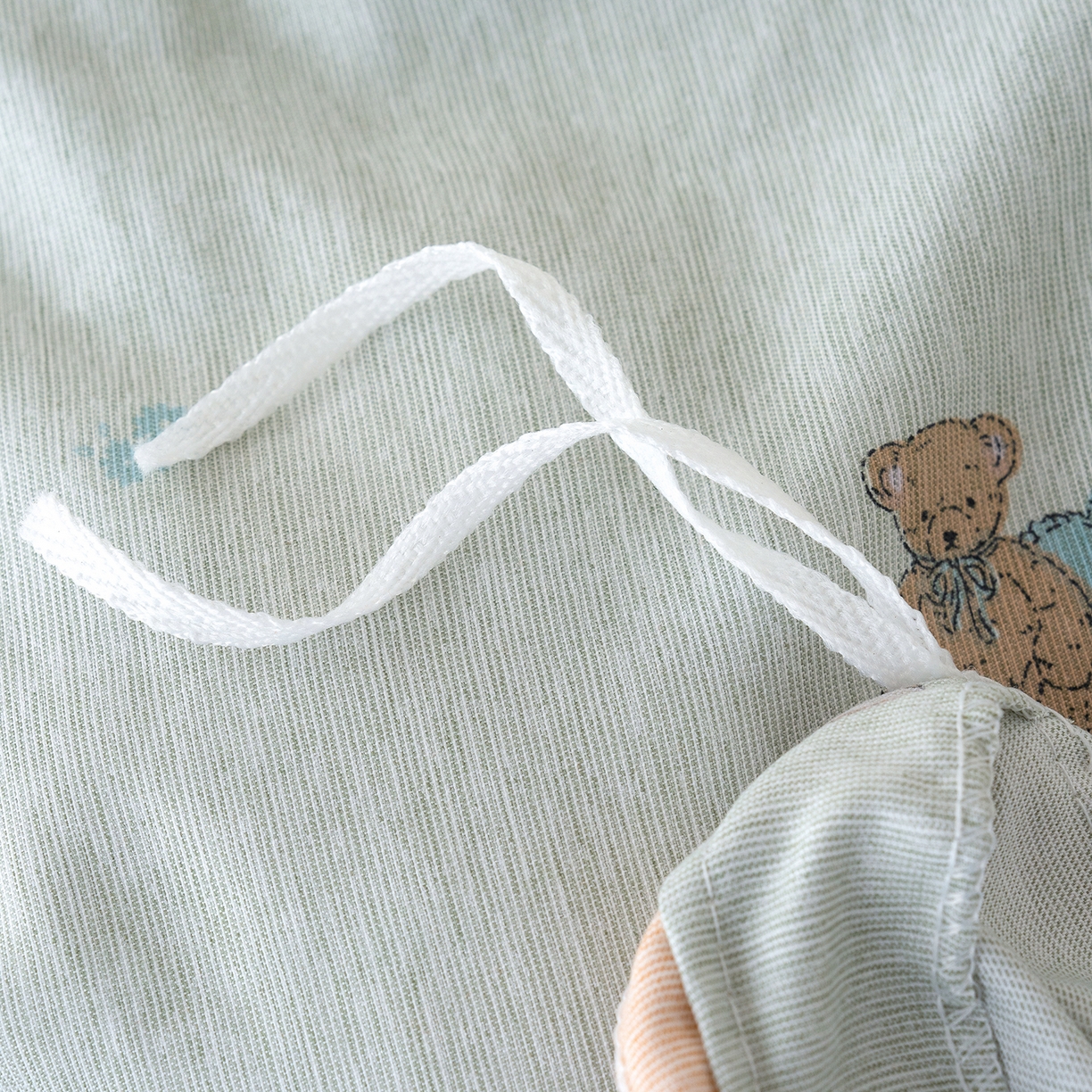 91家纺网 家纺一手货源 找家纺 竹合家纺 2025秋冬新款加厚磨毛色织暖绒系列针织四件套高克重 小熊维尼