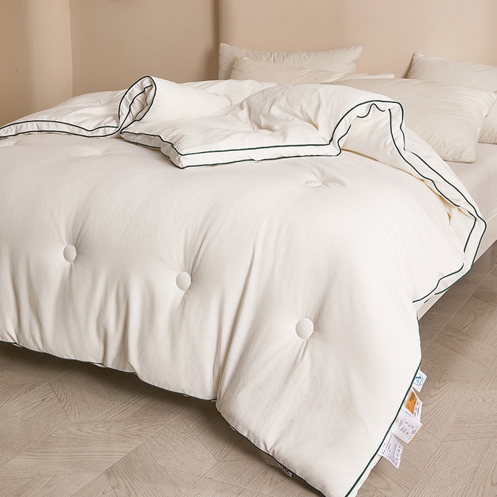 91家纺网 家纺一手货源 找家纺 一诺家居 2025新款立体提花大豆被单边冬被学生宿舍单人被褥 棉意 云朵白
