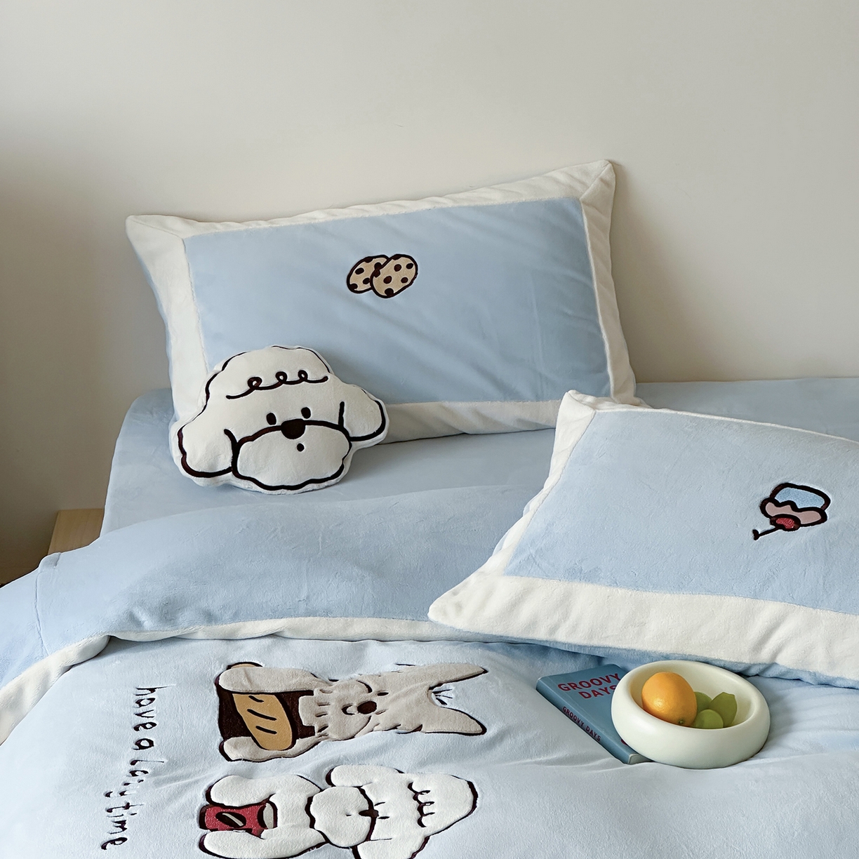 91家纺网 家纺一手货源 找家纺 爱丽丝 2025新款230克全消光牛奶绒贴布系列四件套-好朋友 天水蓝