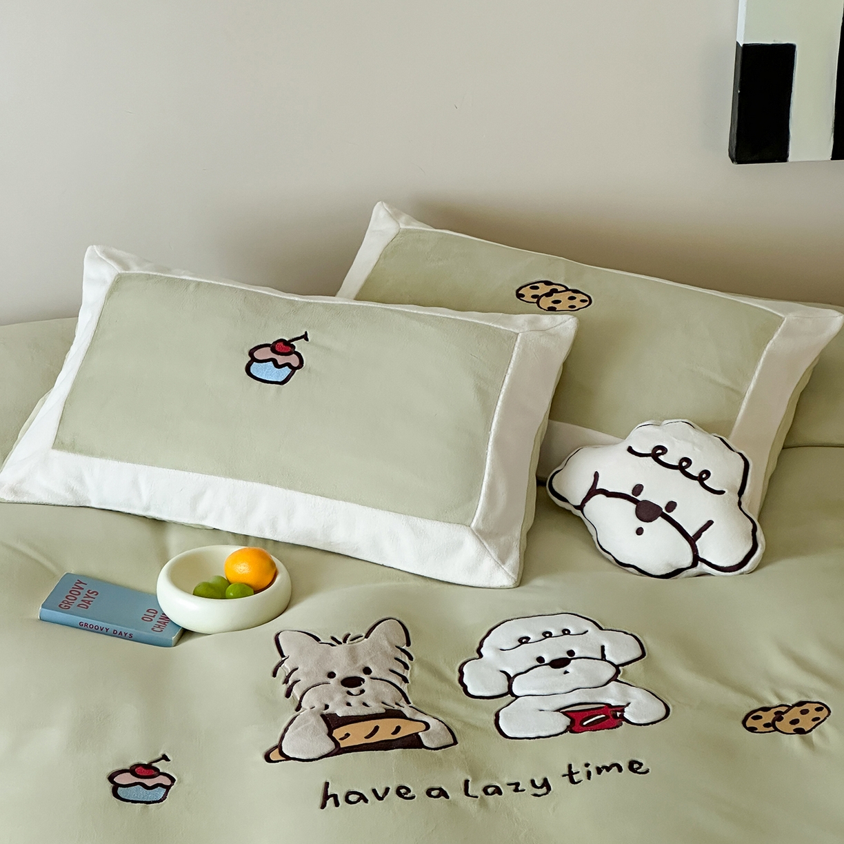 91家纺网 家纺一手货源 找家纺 爱丽丝 2025新款230克全消光牛奶绒贴布系列四件套-好朋友 奶油绿