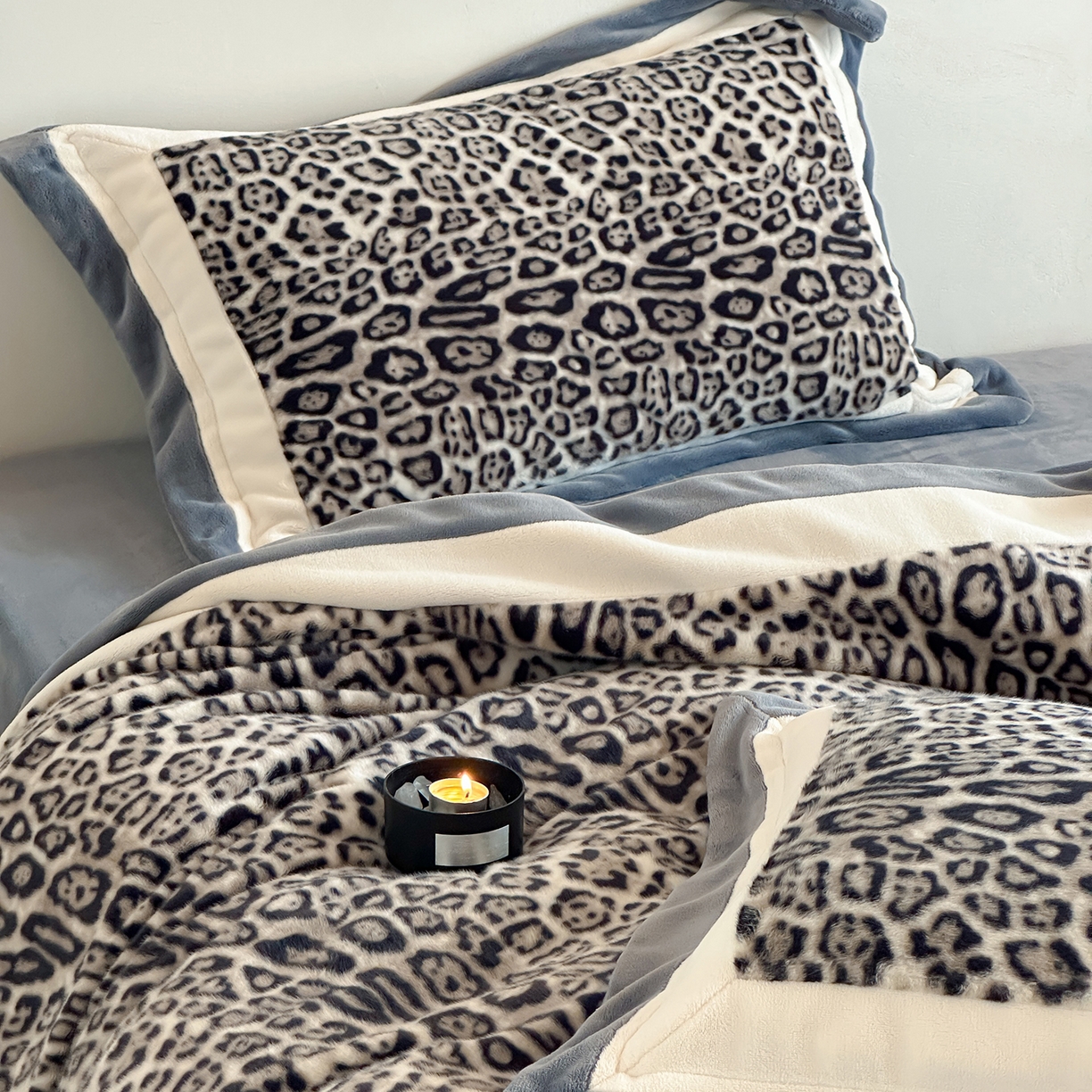 91家纺网 家纺一手货源 找家纺 （总）爱丽丝 2025新款全消光超柔牛奶绒四件套-雪貂毛系列