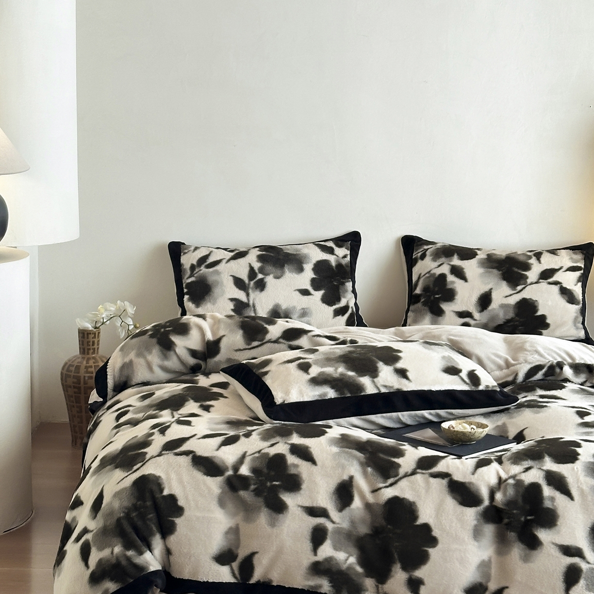 91家纺网 家纺一手货源 找家纺 （总）爱丽丝 2025新款全消光超柔牛奶绒四件套系列3