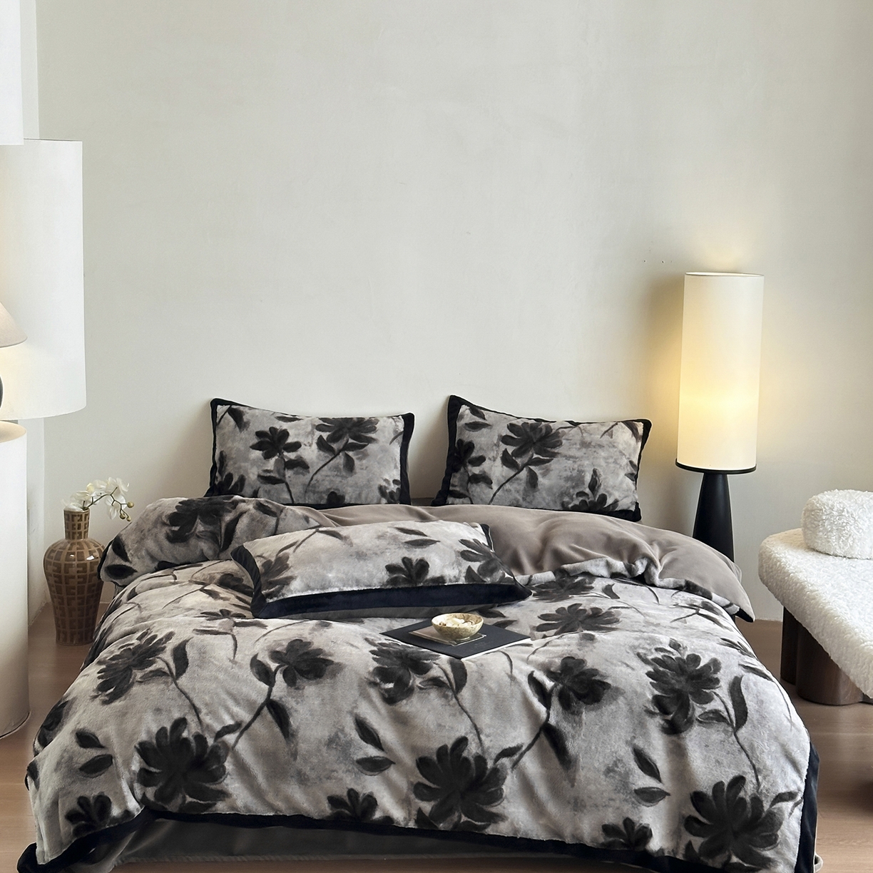 爱丽丝 2025新款全消光超柔牛奶绒四件套系列3 知槿