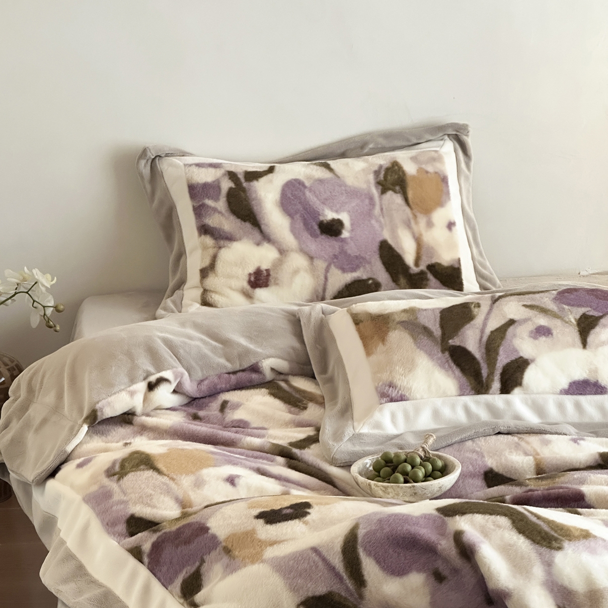 91家纺网 家纺一手货源 找家纺 爱丽丝 2025新款全消光超柔牛奶绒四件套系列1 莫奈花园