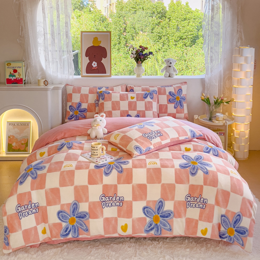 91家纺网 家纺一手货源 找家纺 （总）晚安 2024新款小清新印花牛奶绒大版花牛奶绒四件套 