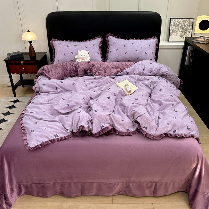 91家纺网 家纺一手货源 找家纺 仟网汇 2025新款保暖舒适棉加绒四件套 蝶影- 紫