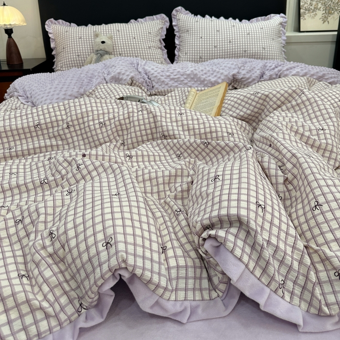 91家纺网 家纺一手货源 找家纺 仟网汇 2025新款保暖舒适棉加绒四件套 格子蝴蝶结紫