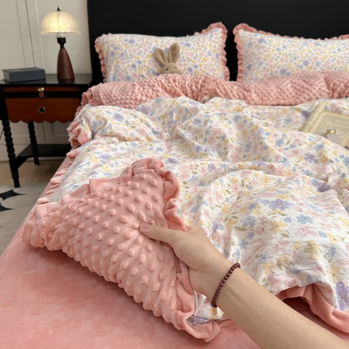 91家纺网 家纺一手货源 找家纺 仟网汇 2025新款保暖舒适棉加绒四件套 花漾