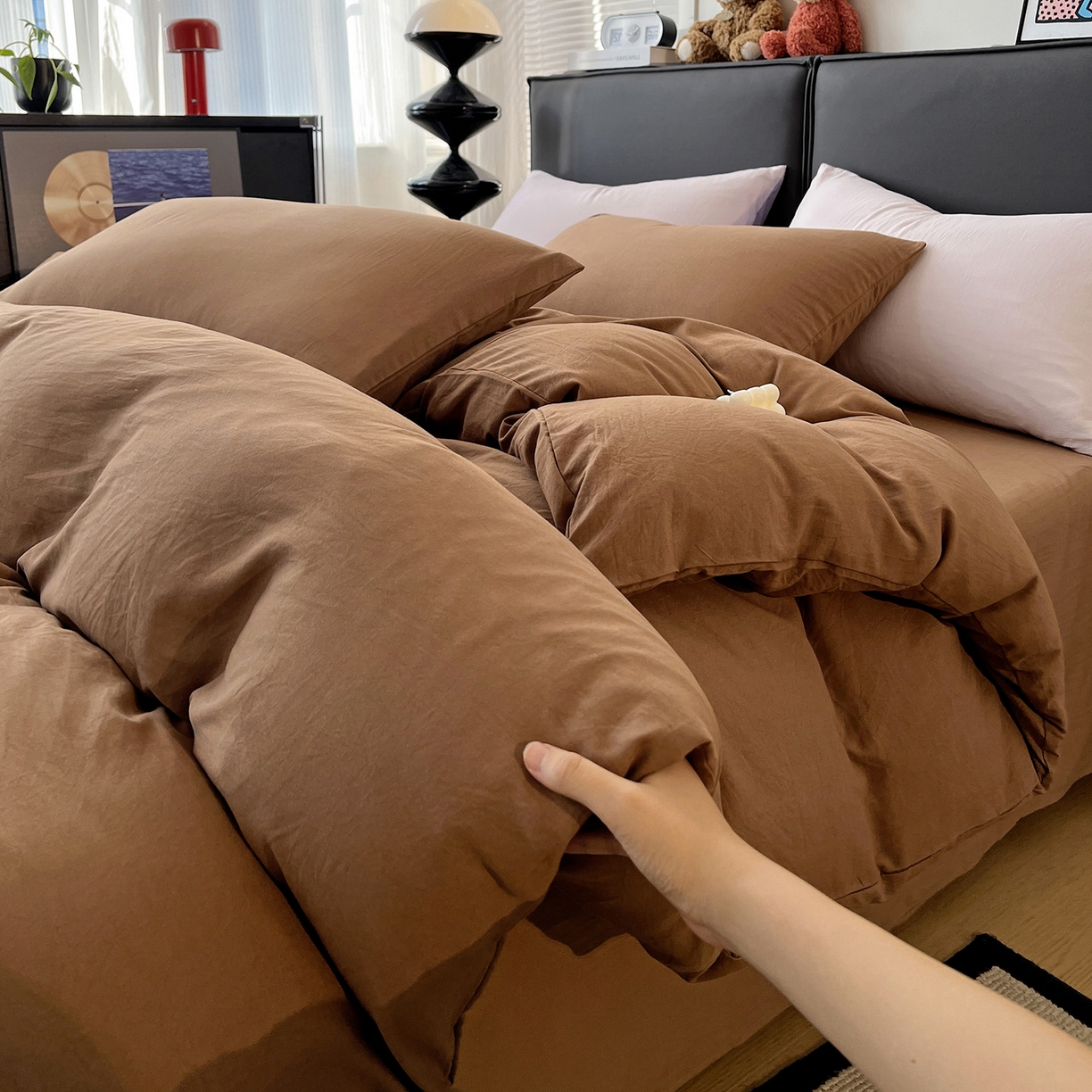 91家纺网 家纺一手货源 找家纺 凯洛奇 2025新款ins北欧风水洗棉柔软褶皱纯色被套四件套 纯色-深咖
