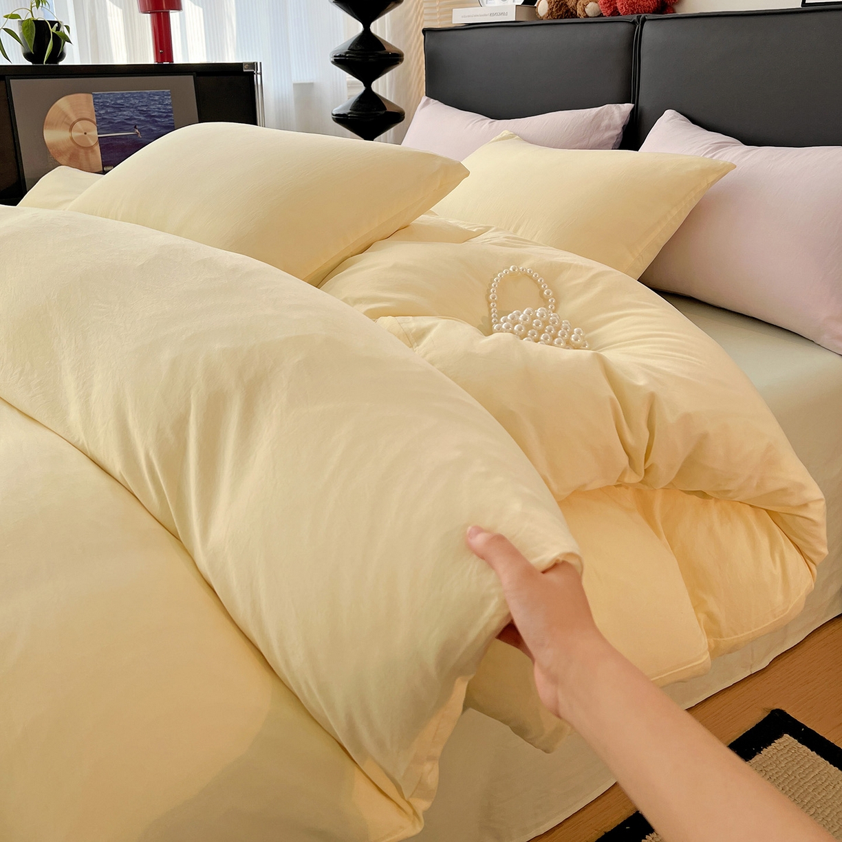 91家纺网 家纺一手货源 找家纺 凯洛奇 2025新款ins北欧风水洗棉柔软褶皱纯色被套四件套 拼色-米黄