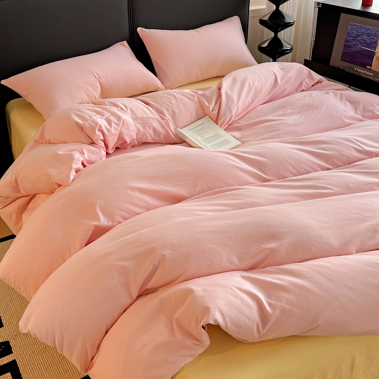 91家纺网 家纺一手货源 找家纺 凯洛奇 2025新款ins北欧风水洗棉柔软褶皱纯色被套四件套 拼色-粉黄