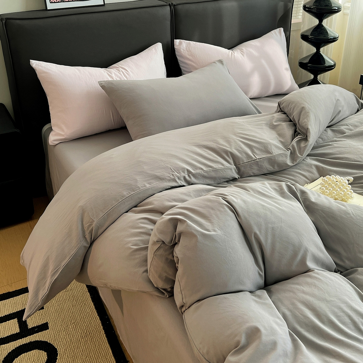 91家纺网 家纺一手货源 找家纺 凯洛奇 2025新款ins北欧风水洗棉柔软褶皱纯色被套四件套 纯色-浅灰