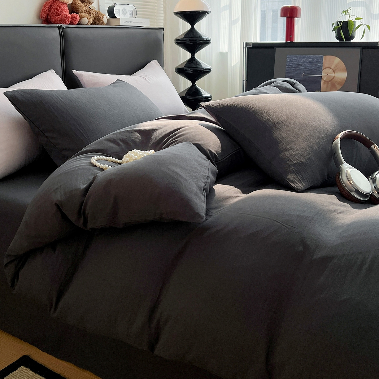 91家纺网 家纺一手货源 找家纺 凯洛奇 2025新款ins北欧风水洗棉柔软褶皱纯色被套四件套 纯色-深灰