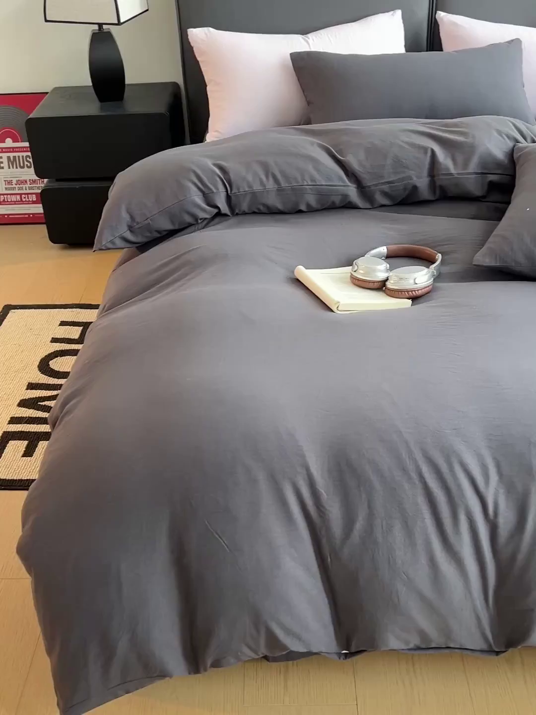 91家纺网 家纺一手货源 找家纺 凯洛奇 2025新款ins北欧风水洗棉柔软褶皱纯色被套四件套 纯色-深灰