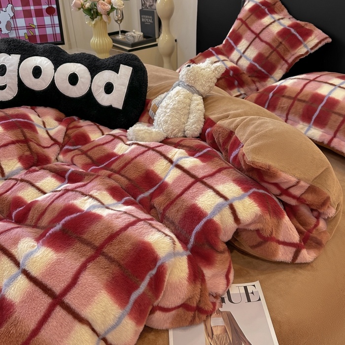 91家纺网 家纺一手货源 找家纺 仟网汇 2025新款兔毛绒印花四件套 魔法学院红