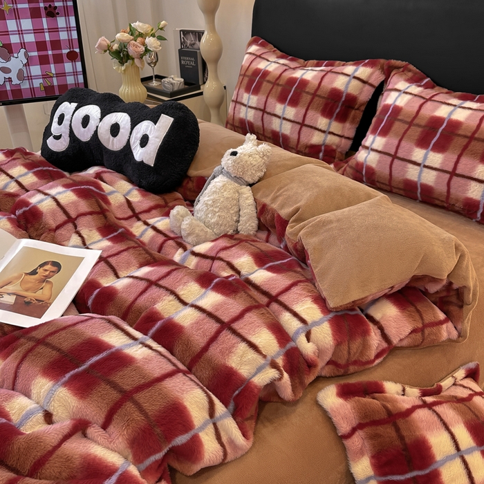 91家纺网 家纺一手货源 找家纺 仟网汇 2025新款兔毛绒印花四件套 魔法学院红