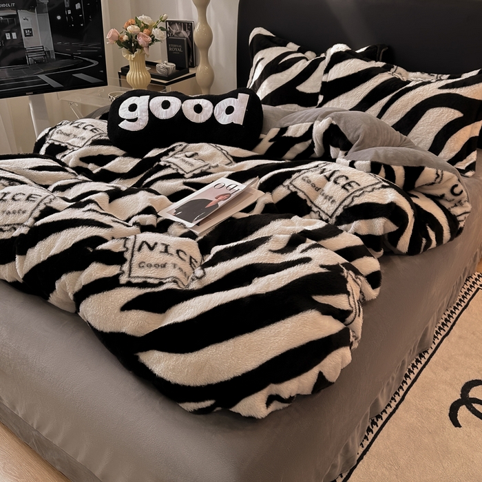 91家纺网 家纺一手货源 找家纺 仟网汇 2025新款兔毛绒印花四件套 斑马纹