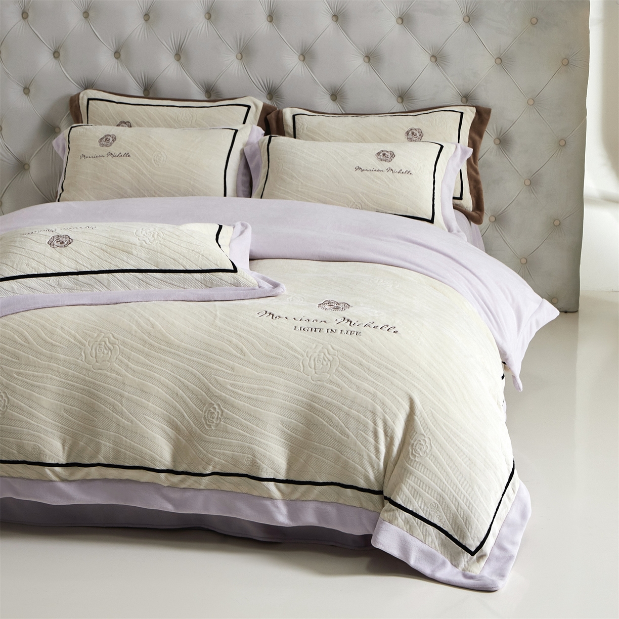 91家纺网 家纺一手货源 找家纺 优悦生活馆 2025新款雕花绒牛奶绒刺绣四件套-山茶花语 山茶花语-紫