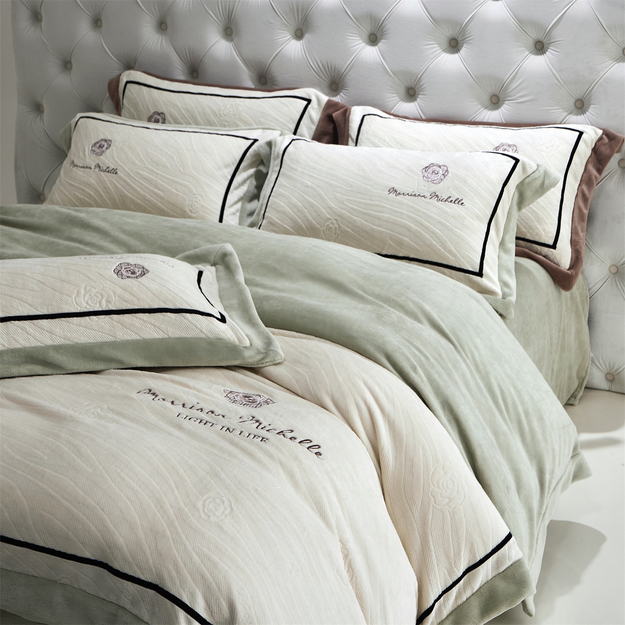 91家纺网 家纺一手货源 找家纺 优悦生活馆 2025新款雕花绒牛奶绒刺绣四件套-山茶花语 山茶花语-绿