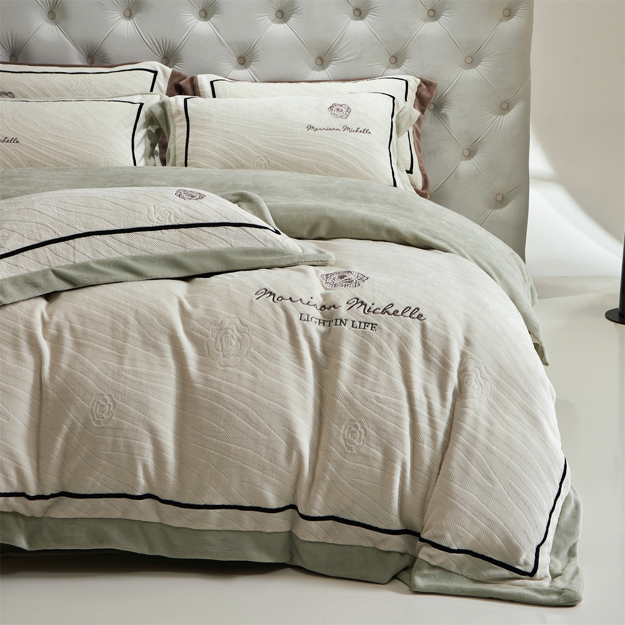 91家纺网 家纺一手货源 找家纺 优悦生活馆 2025新款雕花绒牛奶绒刺绣四件套-山茶花语 山茶花语-绿