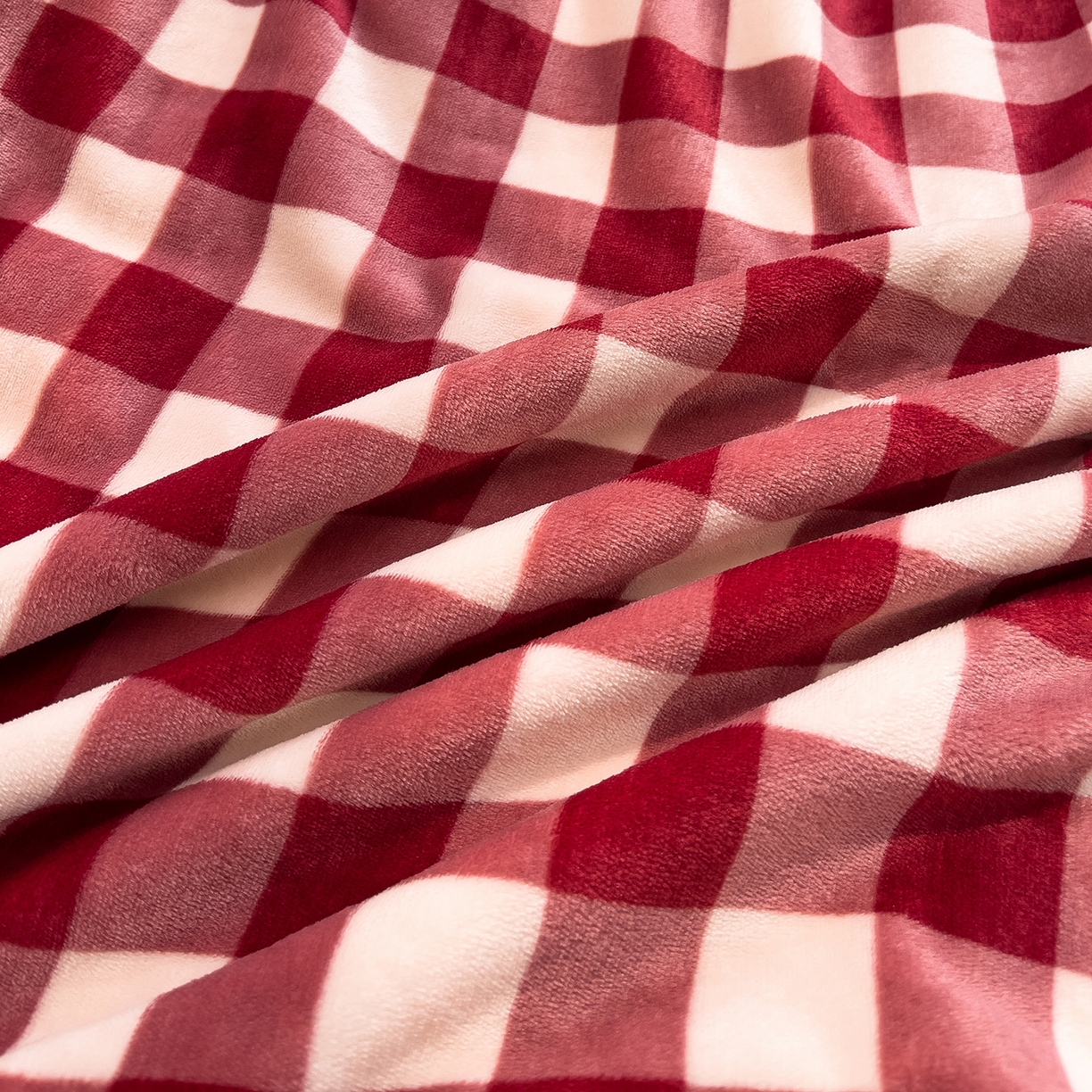 91家纺网 家纺一手货源 找家纺 （总）赛丽雅 2025新款赫本风牛奶绒床裙款黑色花边四件套花边款 8-9 斤加厚面料