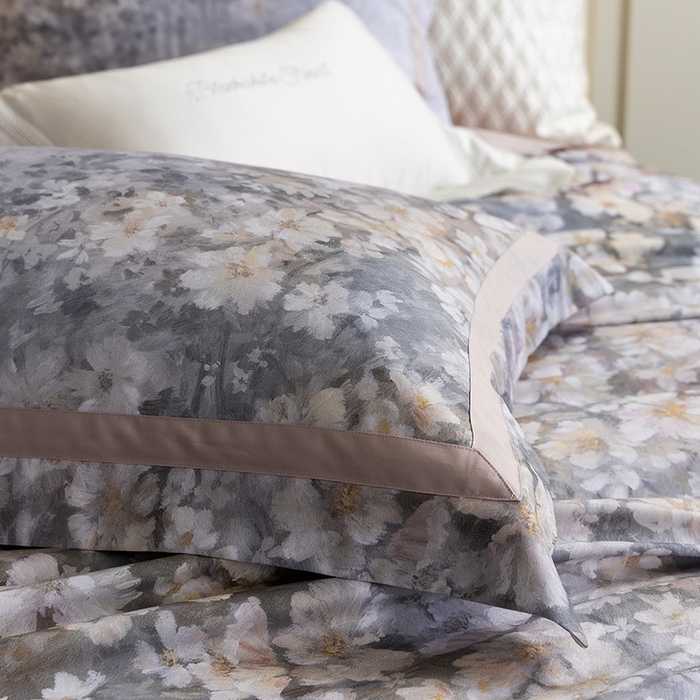 91家纺网 家纺一手货源 找家纺 黑白森林 2025新款高支天丝棉磨毛数码印花四件套 浪漫满屋-粉